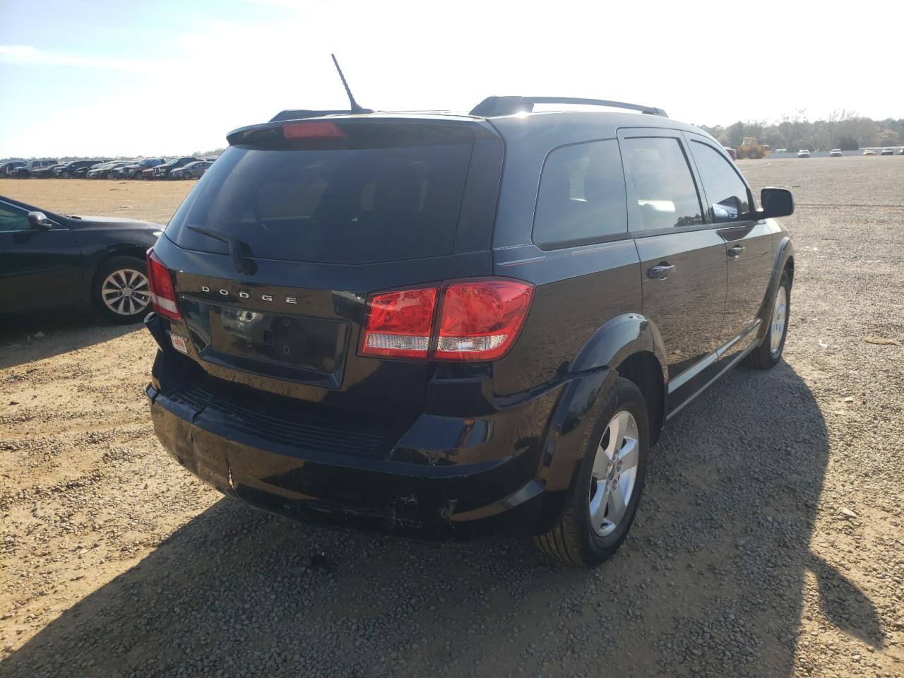 Photo 4 from auction – 2014 DODGE JOURNEY SE with VIN 3C4PDCAB9ET310758