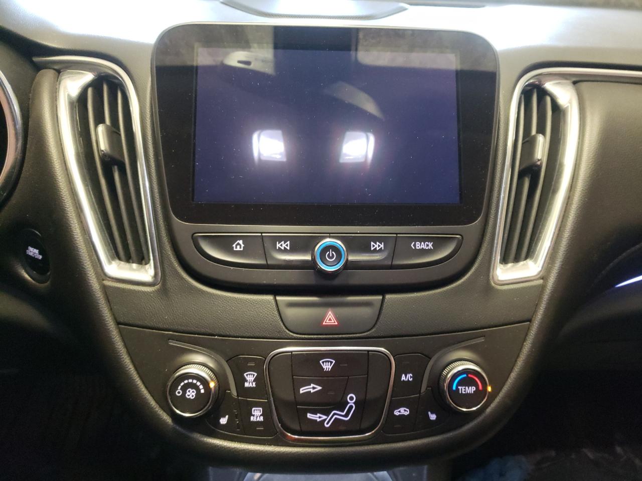 Photo 9 from auction – 2016 CHEVROLET MALIBU LT with VIN 1G1ZE5STXGF267465