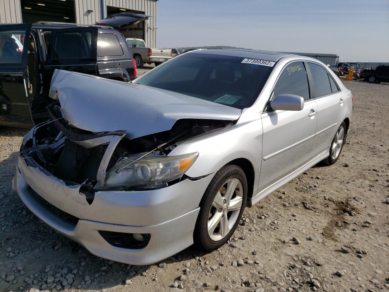 Foto 2 de la subasta – 2011 TOYOTA CAMRY BASE con VIN 4T1BF3EK1BU210567