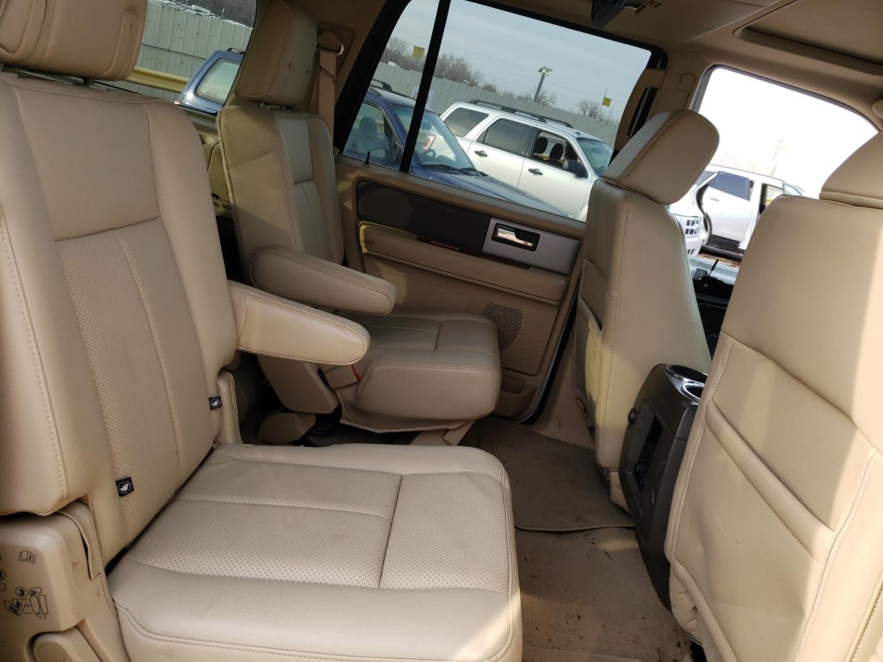 Photo 6 from auction – 2007 FORD EXPEDITION with VIN 1FMFU18557LA83773