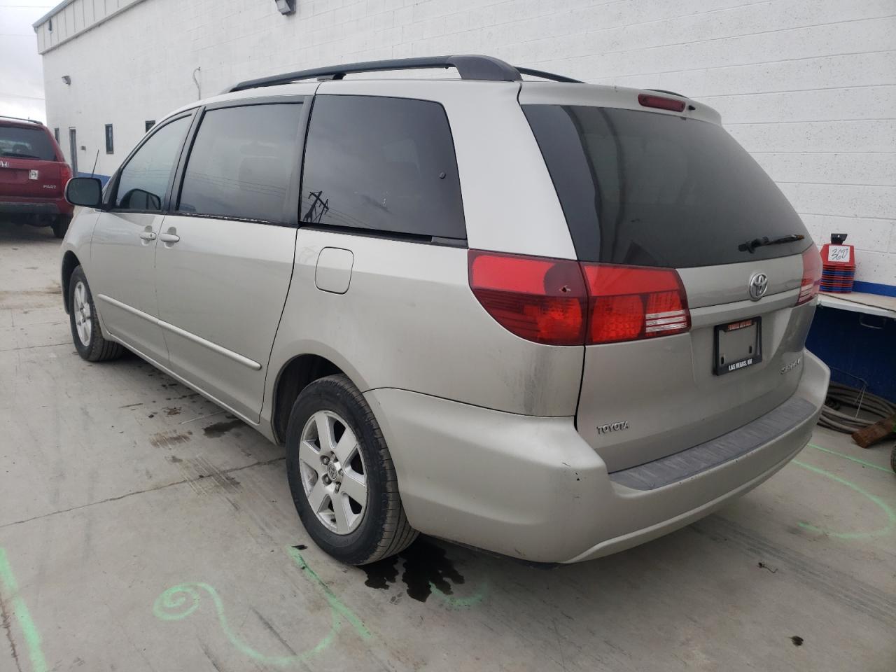 Photo 3 from auction – 2005 TOYOTA SIENNA CE with VIN 5TDZA23C25S379108