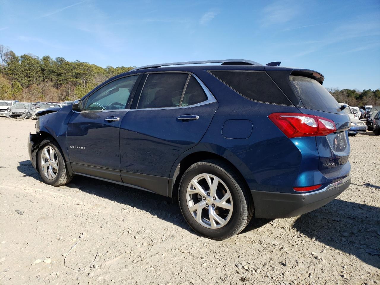 Photo 3 from auction – 2020 CHEVROLET EQUINOX PR with VIN 2GNAXNEV0L6263335