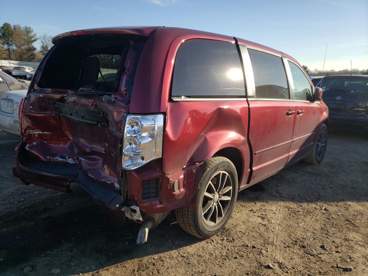 Photo 4 from auction – 2017 DODGE GRAND CARA with VIN 2C4RDGBG0HR843826