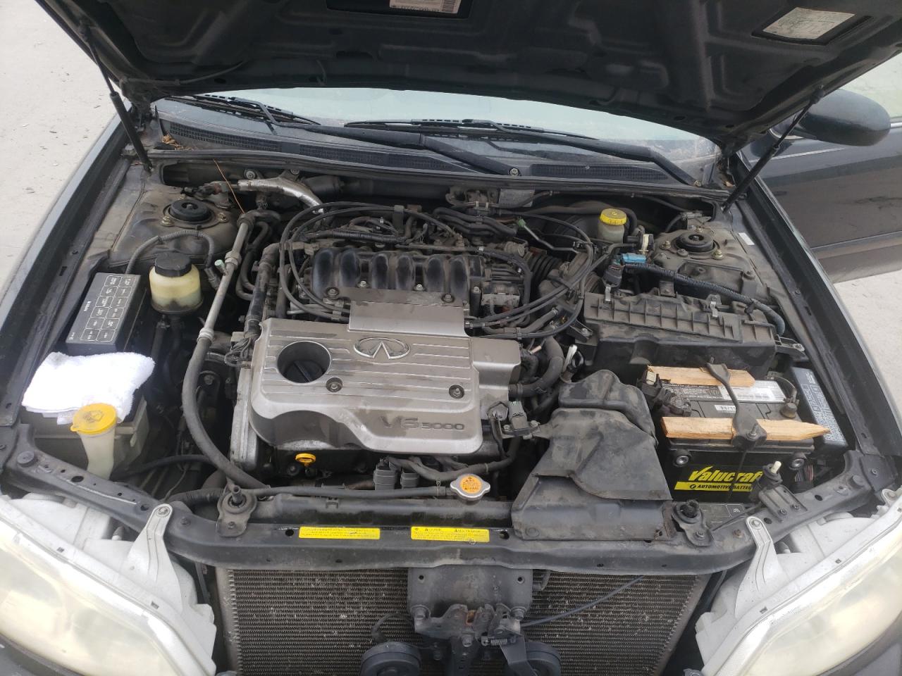 Photo 7 from auction – 2000 INFINITI I30 with VIN JNKCA31A1YT108896