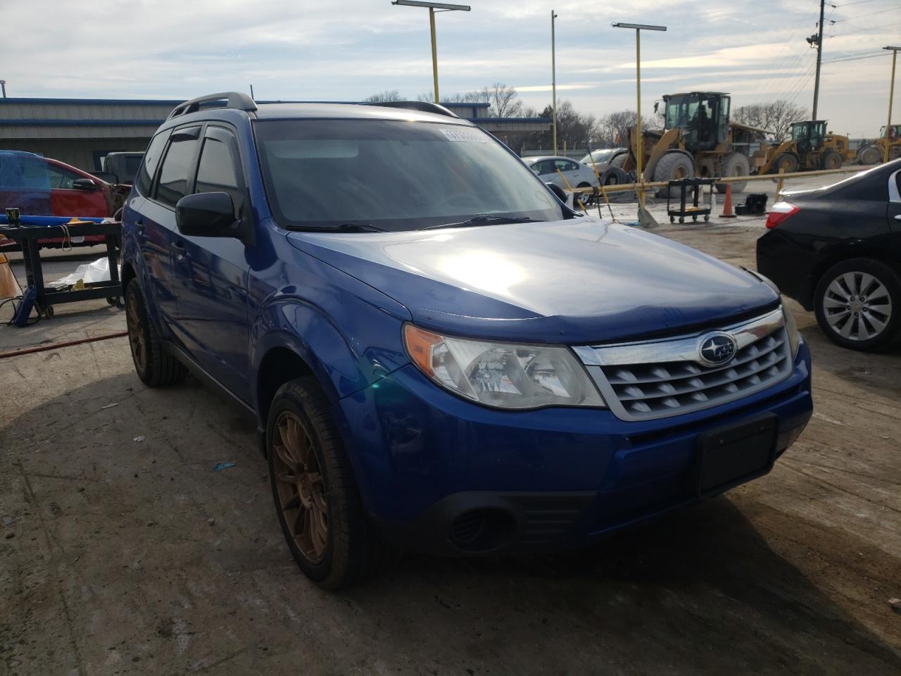 SUBARU FORESTER 2 2012 with VIN JF2SHABC6CH463556 - Photo from auction