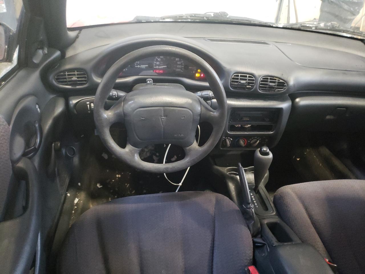 Photo 9 from auction – 2000 PONTIAC SUNFIRE SE with VIN 3G2JB5246YS147105