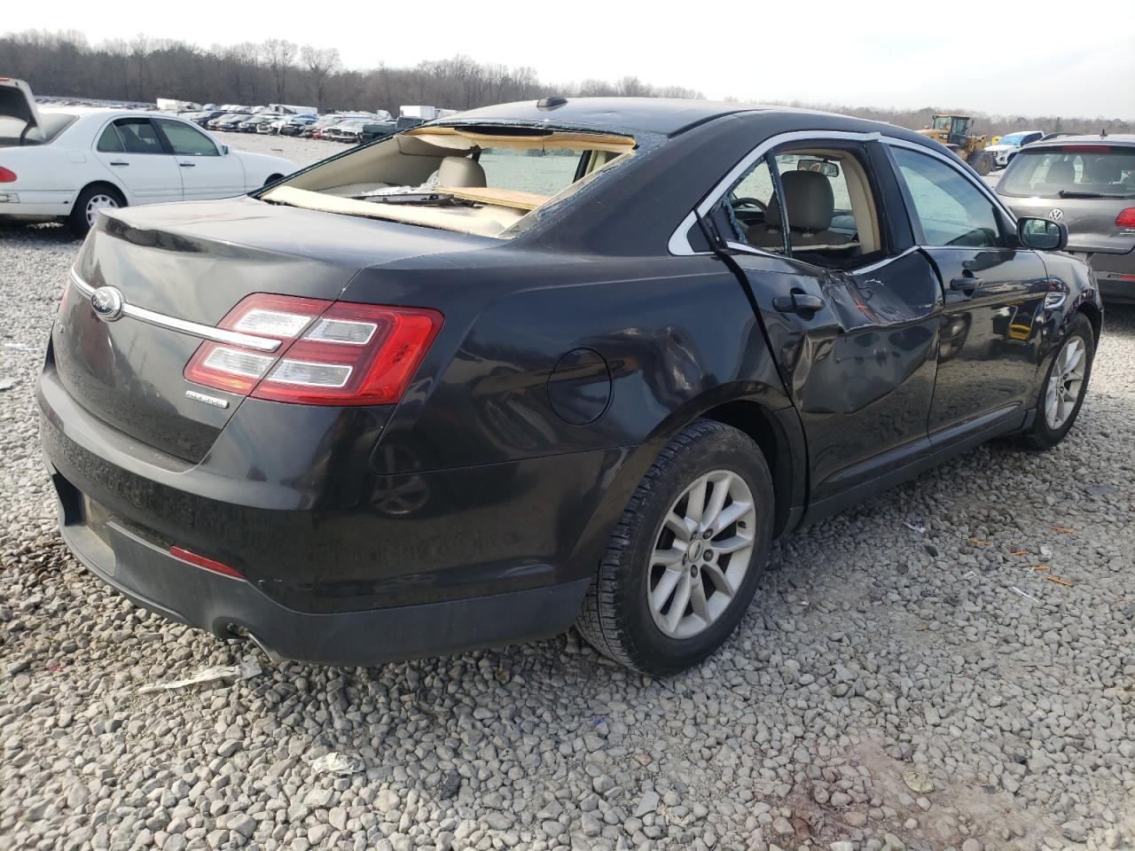 Photo 4 from auction – 2013 FORD TAURUS SE with VIN 1FAHP2D86DG189041