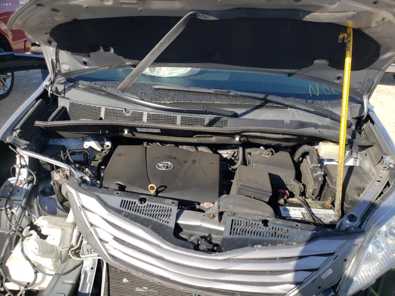 Photo 7 from auction – 2017 TOYOTA SIENNA XLE with VIN 5TDYZ3DC4HS780494