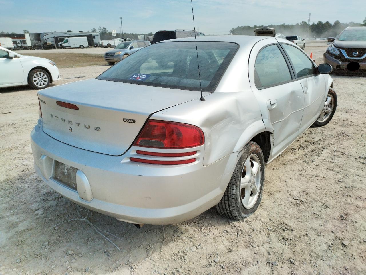 Photo 4 from auction – 2005 DODGE STRAT SXT with VIN 1B3EL46X35N653944