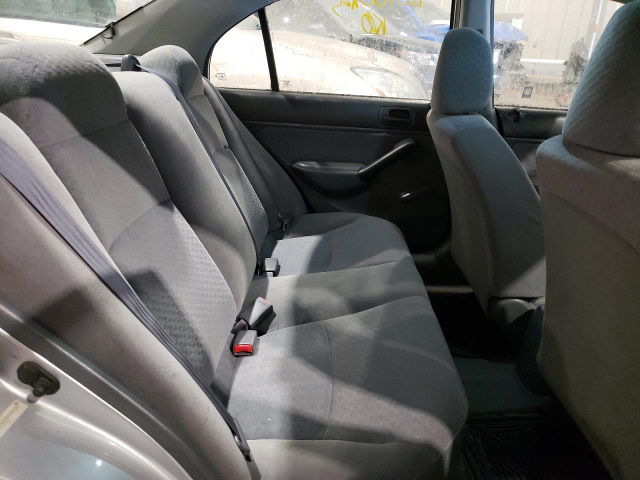 Photo 6 from auction – 2001 HONDA CIVIC DX with VIN 2HGES16331H940024