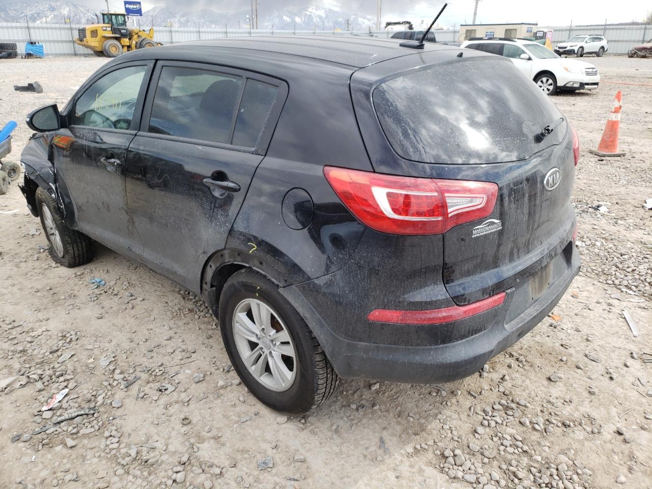 Photo 3 from auction – 2011 KIA SPORTAGE L with VIN KNDPBCA26B7015817