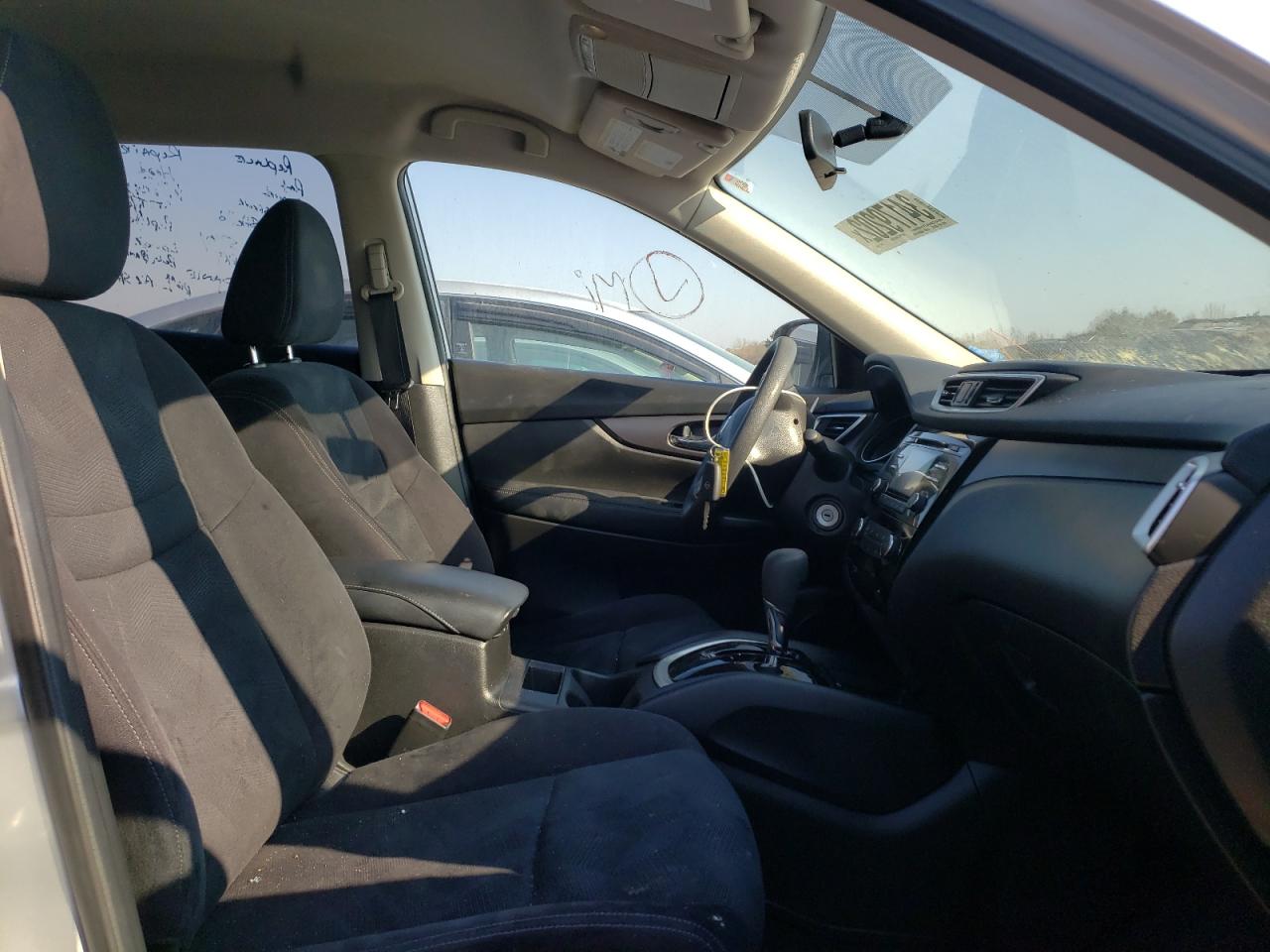 Photo 5 from auction – 2016 NISSAN ROGUE S with VIN JN8AT2MT8GW014042