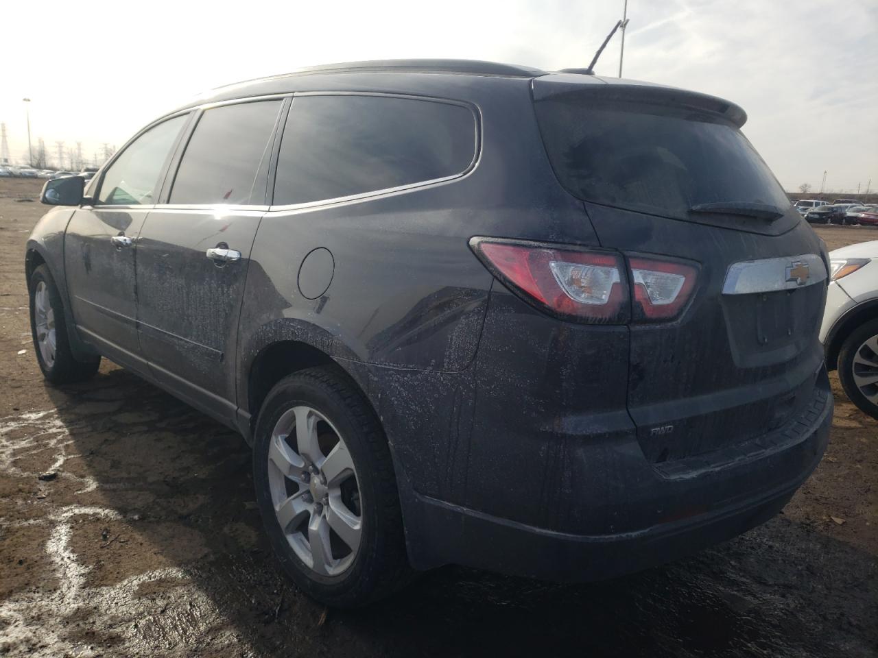 Photo 3 from auction – 2016 CHEVROLET TRAVERSE L with VIN 1GNKVGKD7GJ180902