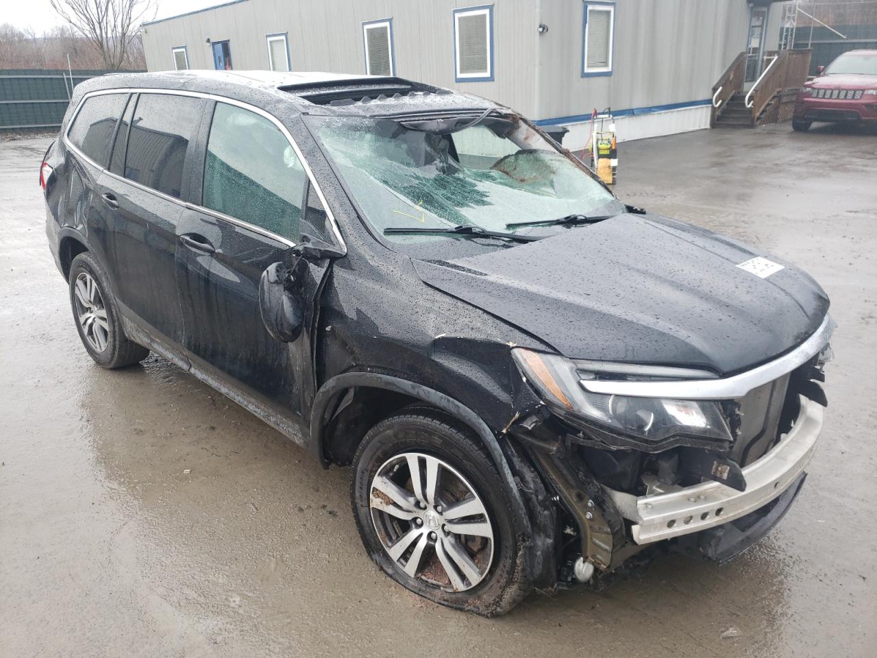 Photo 9 from auction – 2017 HONDA PILOT EXL with VIN 5FNYF6H58HB033703