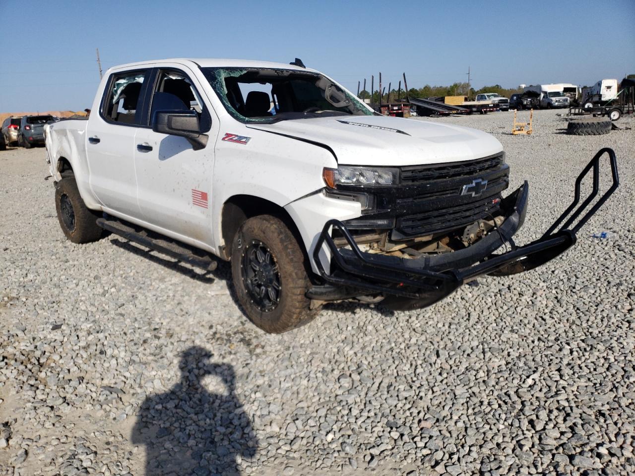CHEVROLET SILVERADO 2019 with VIN 1GCPYFED6KZ190844 - Photo from auction