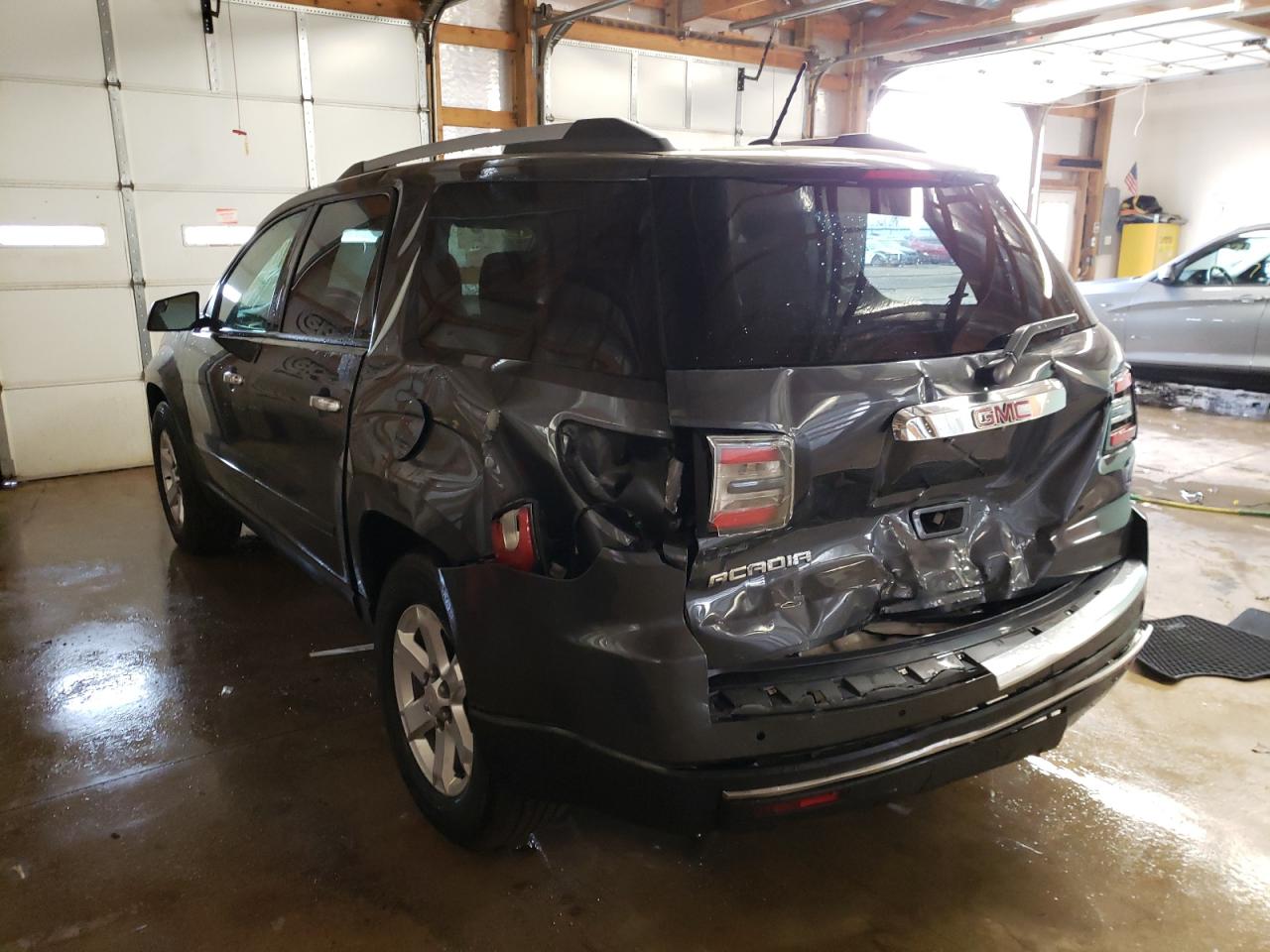 Photo 3 from auction – 2014 GMC ACADIA SLE with VIN 1GKKRPKD2EJ158532