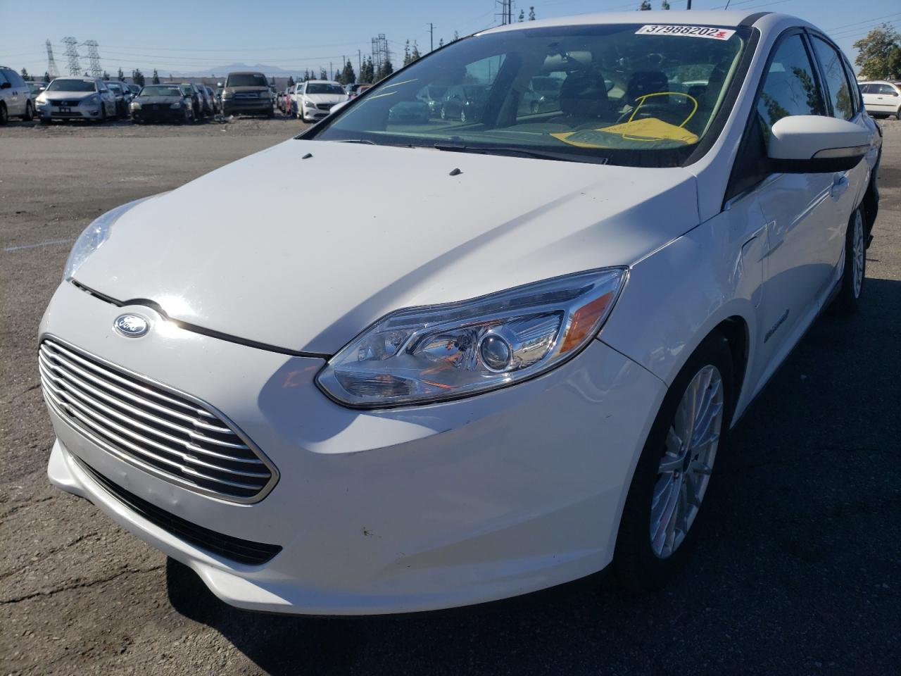 Photo 2 from auction – 2017 FORD FOCUS BEV with VIN 1FADP3R4XHL290476
