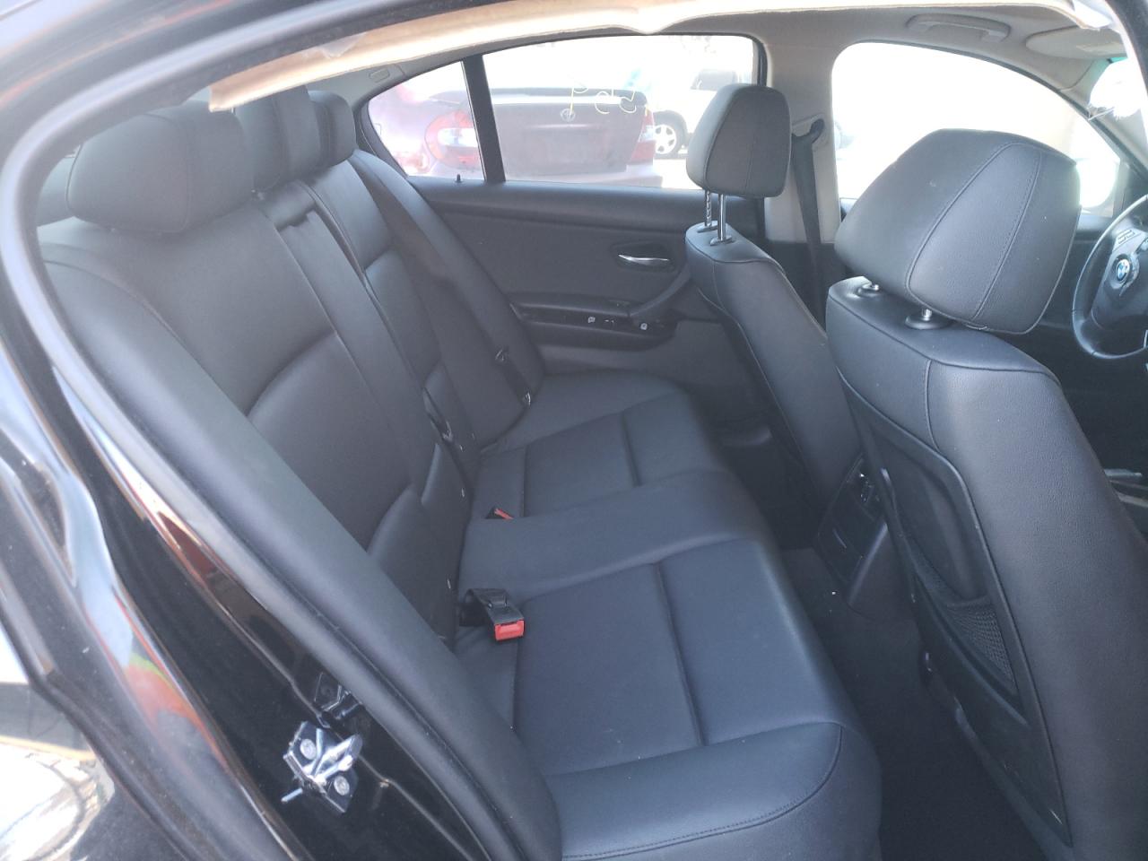 Photo 6 from auction – 2008 BMW 328I with VIN WBAVC53598FZ87396