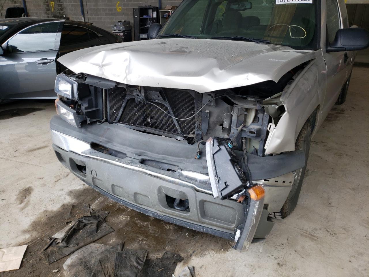 Photo 9 from auction – 2005 CHEVROLET SILVERADO with VIN 2GCEC19V251151953