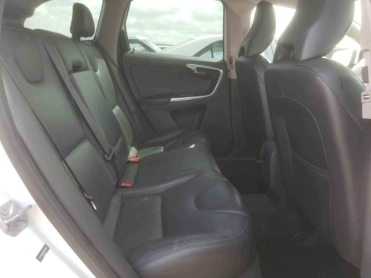 Photo 6 from auction – 2016 VOLVO XC60 T5 with VIN YV440MDM4G2790761