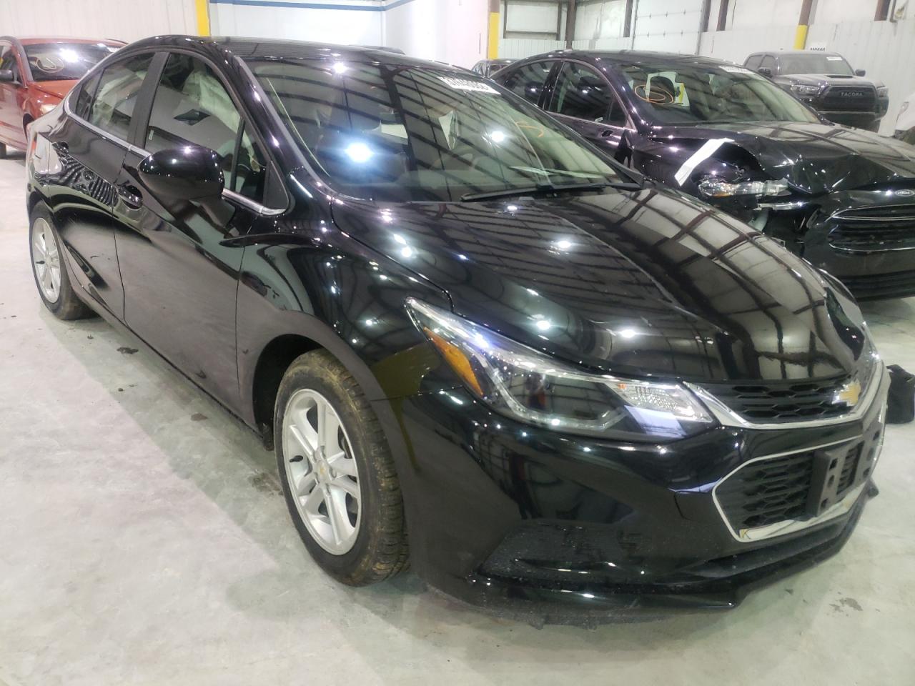 CHEVROLET CRUZE LT 2018 with VIN 1G1BE5SM3J7244346 - Photo from auction