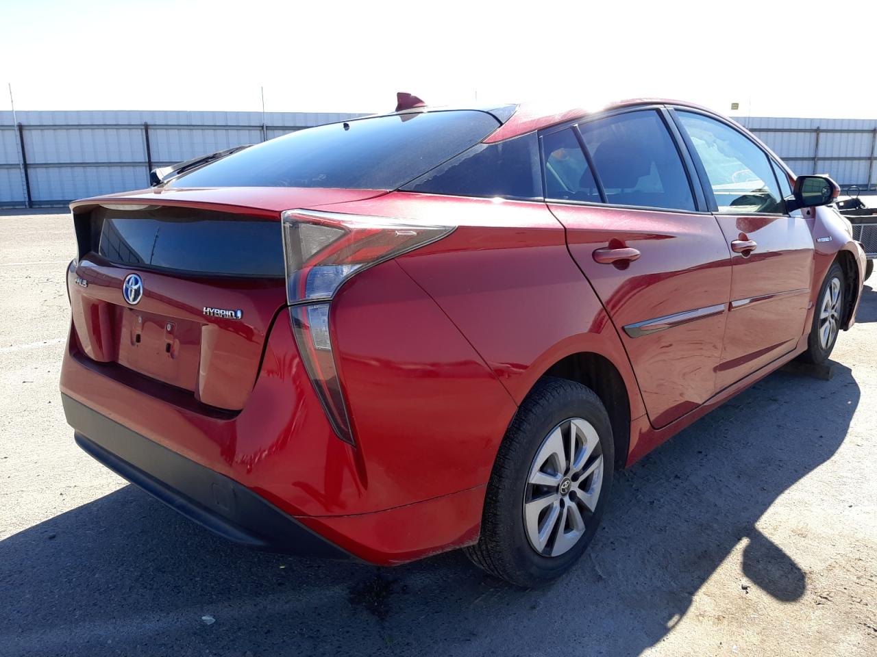 Photo 4 from auction – 2017 TOYOTA PRIUS with VIN JTDKARFU0H3528166