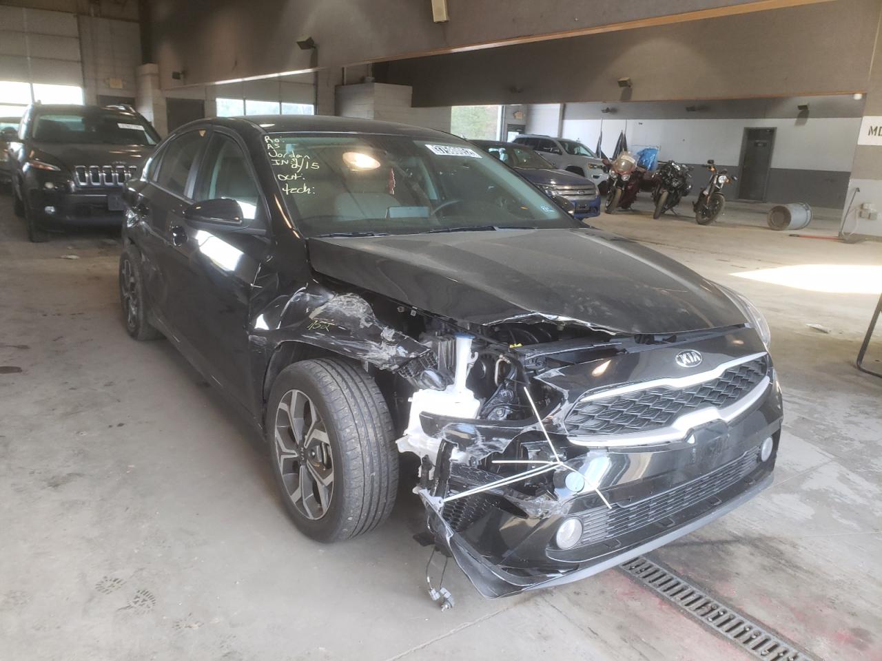 KIA FORTE FE 2020 with VIN 3KPF24AD5LE210523 - Photo from auction