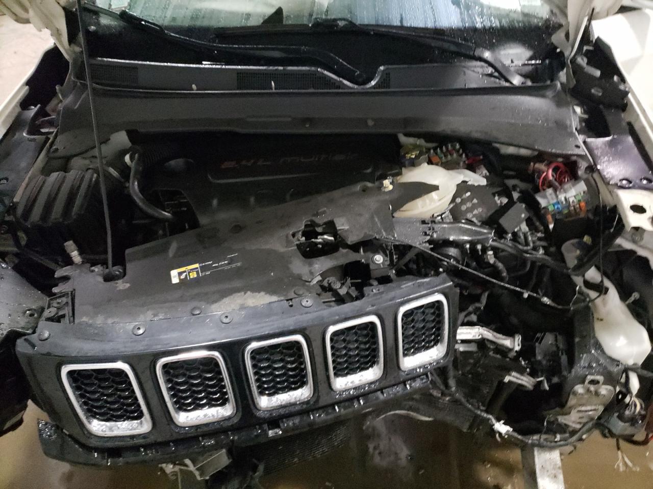 Photo 7 from auction – 2018 JEEP COMPASS LI with VIN 3C4NJDCB0JT397608