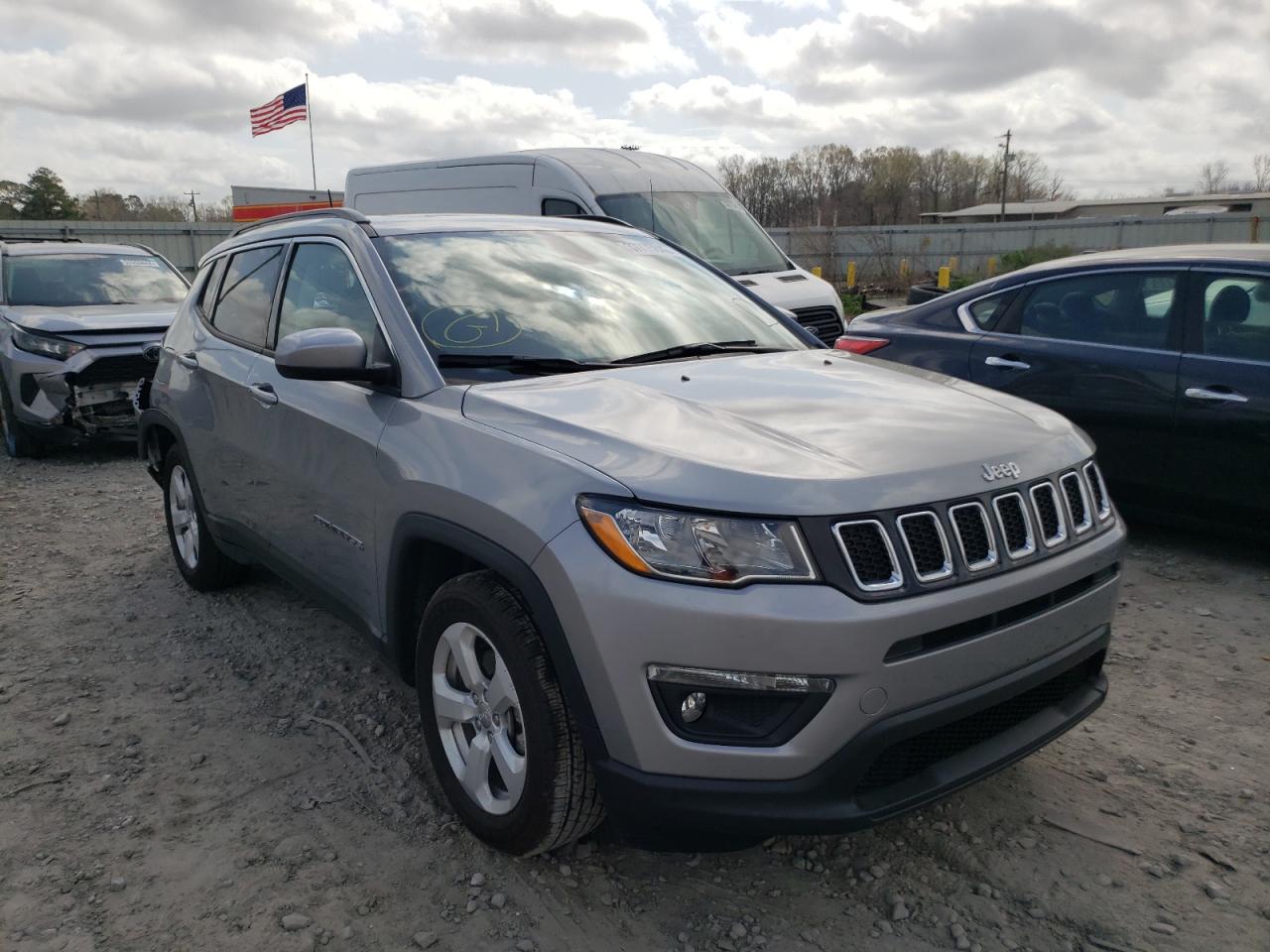 JEEP COMPASS LA 2021 with VIN 3C4NJCBB1MT523247 - Photo from auction