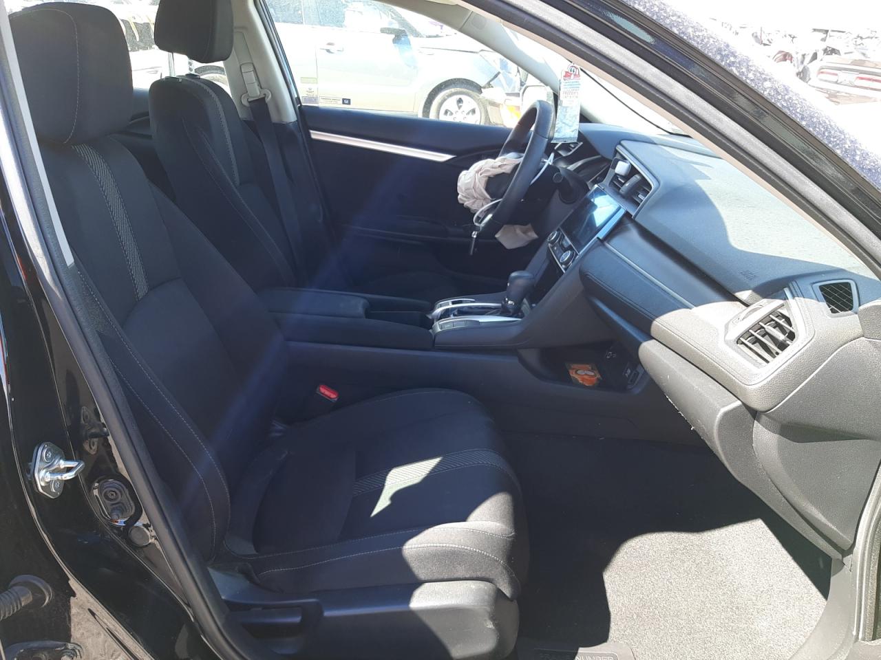 Photo 5 from auction – 2017 HONDA CIVIC EX with VIN 19XFC2F79HE019182