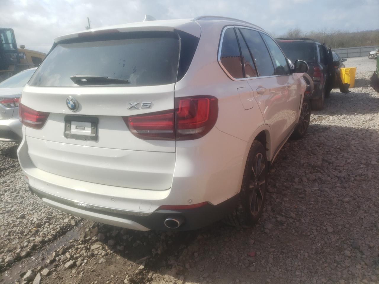 Photo 4 from auction – 2017 BMW X5 XDRIVE3 with VIN 5UXKR0C32H0V81144