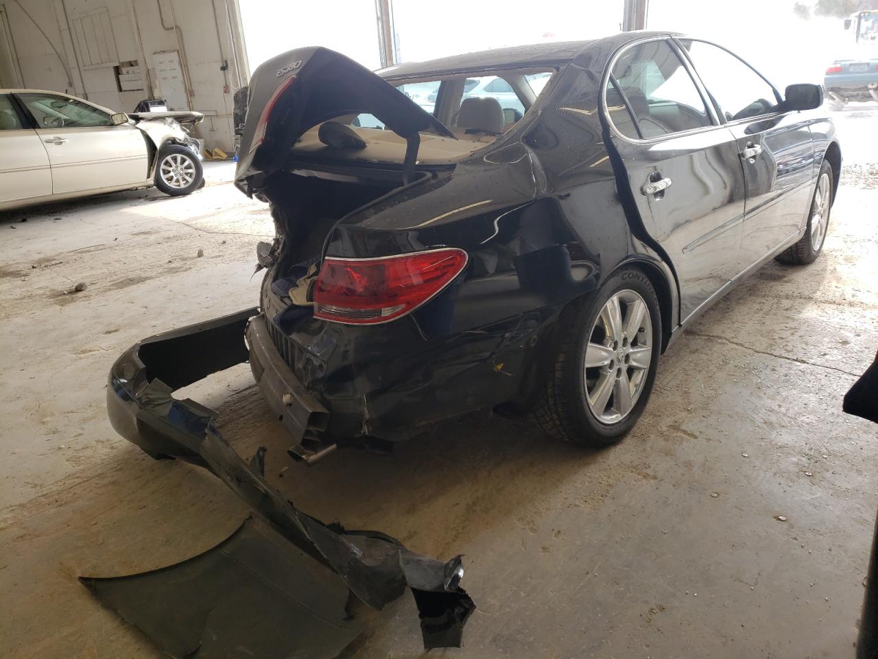 Photo 4 from auction – 2005 LEXUS ES 330 with VIN JTHBA30G655093300