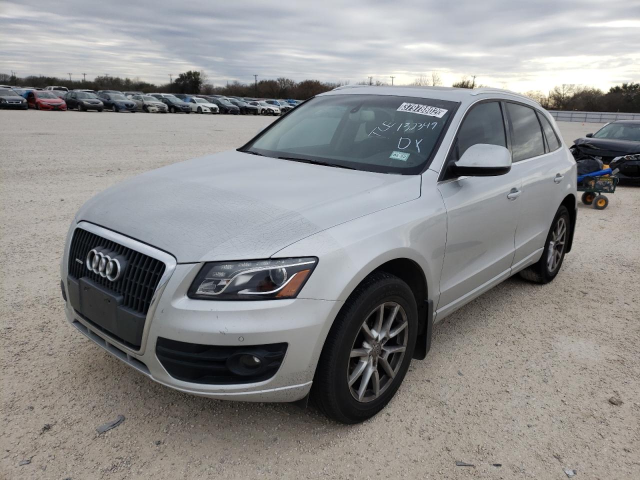 Photo 2 from auction – 2011 AUDI Q5 PREMIUM with VIN WA1LFAFP9BA086101