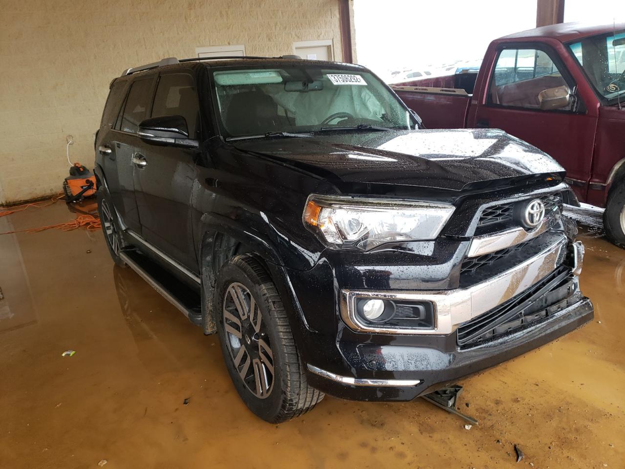 TOYOTA 4RUNNER SR 2015 with VIN JTEZU5JR1F5094032 - Photo from auction