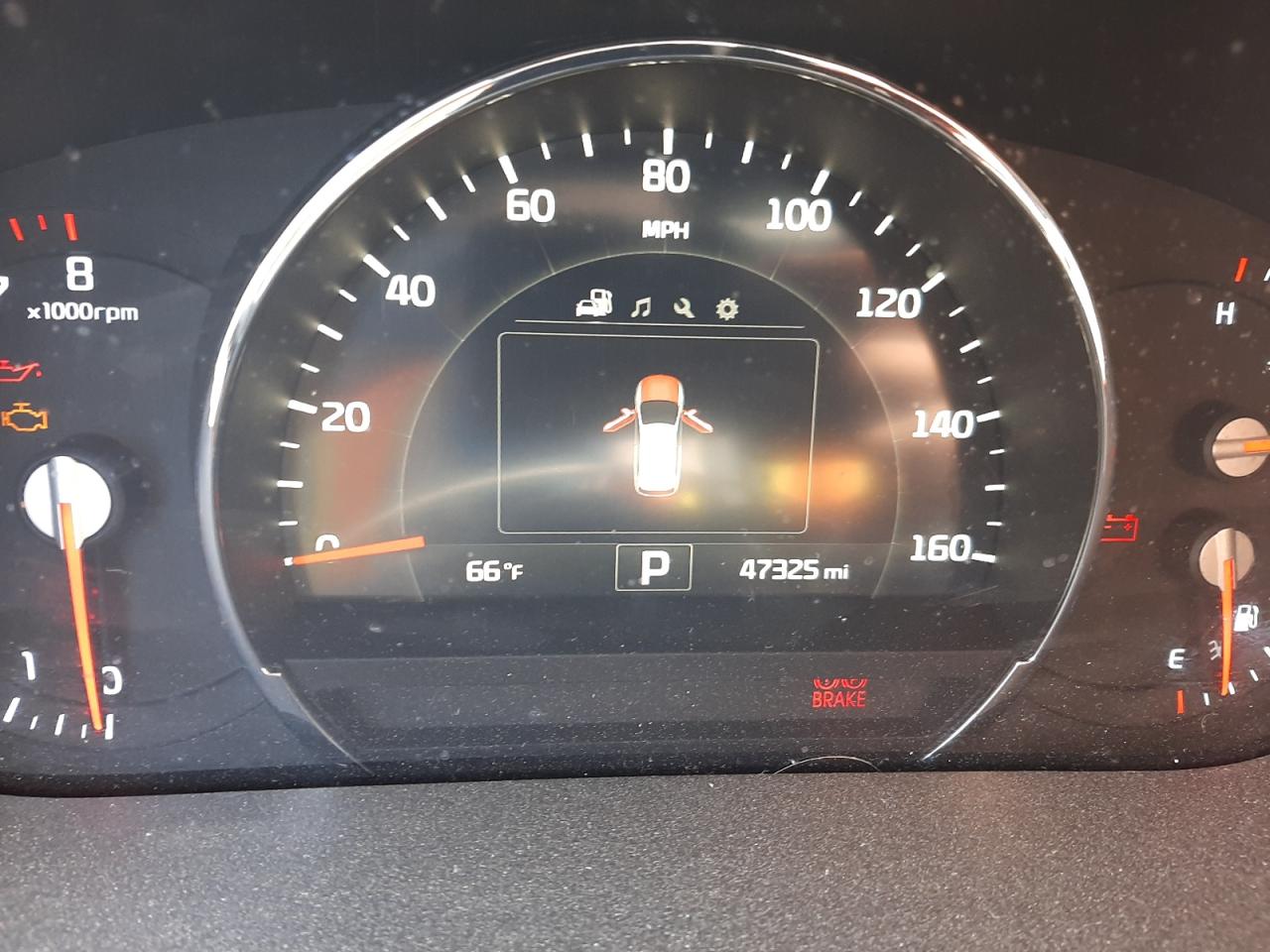 Photo 8 from auction – 2017 KIA SORENTO EX with VIN 5XYPH4A17HG190410