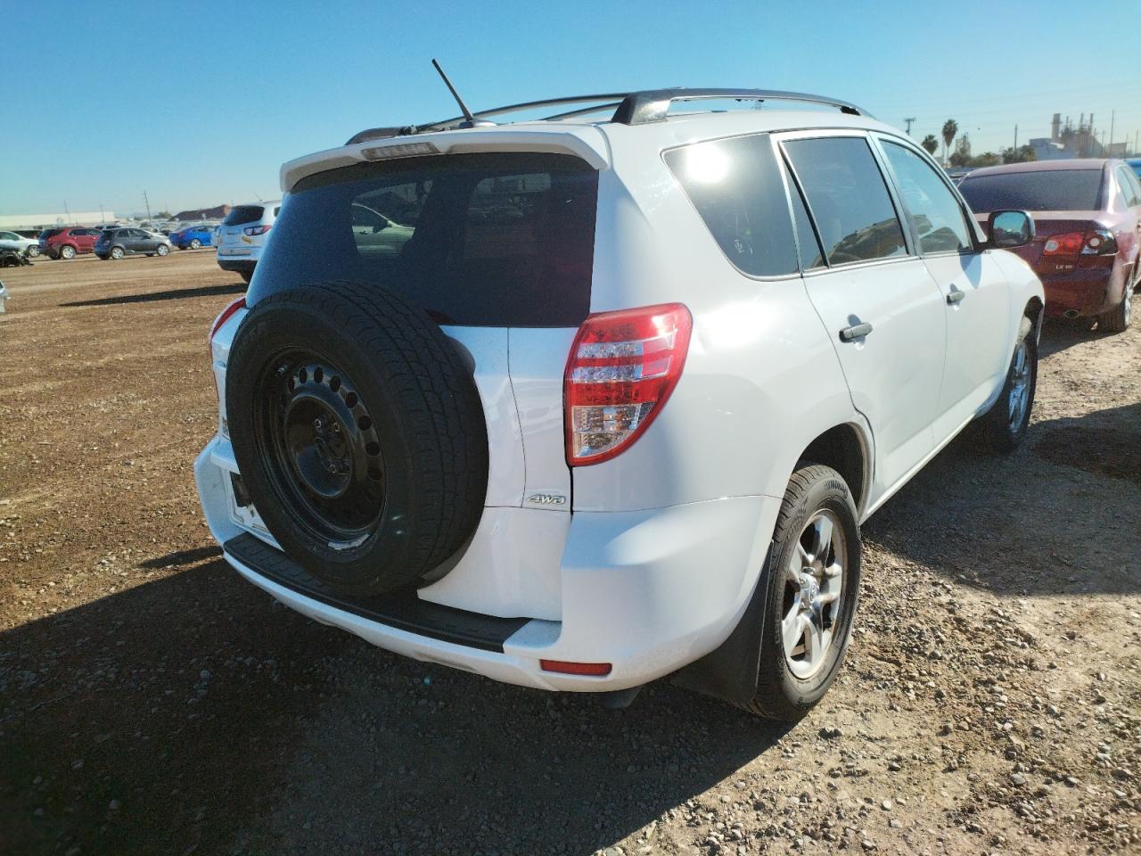 Photo 4 from auction – 2010 TOYOTA RAV4 with VIN JTMBF4DV2AD032320