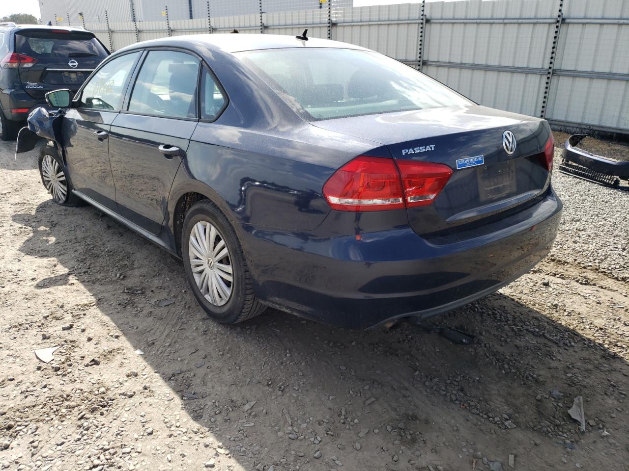 Photo 3 from auction – 2014 VOLKSWAGEN PASSAT with VIN 1VWAP7A38EC003085