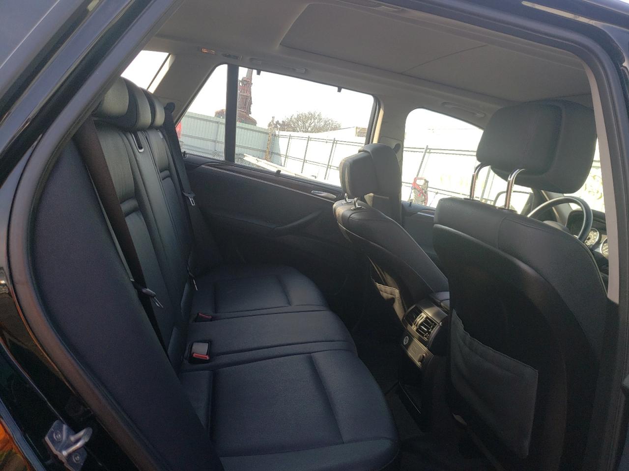 Photo 5 from auction – 2011 BMW X5 XDRIVE3 with VIN 5UXZV4C55BL415287