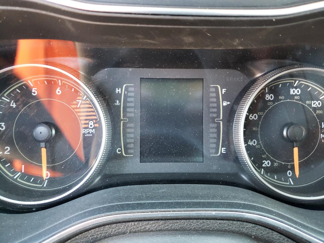 Photo 8 from auction – 2019 JEEP CHEROKEE L with VIN 1C4PJMLX2KD141482