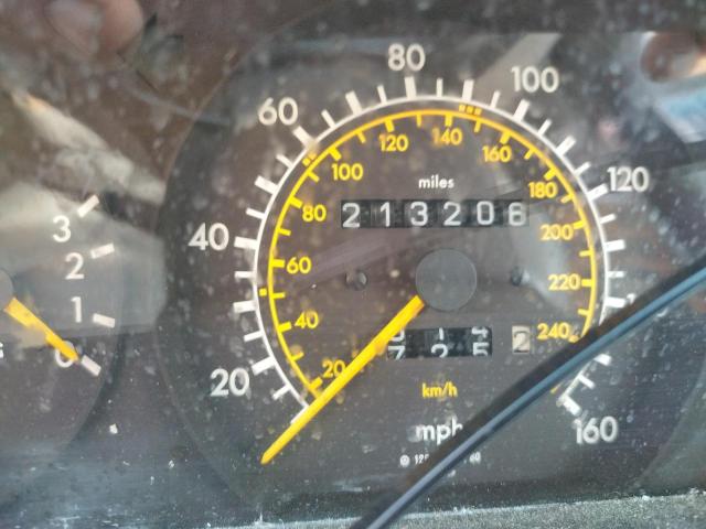 Photo 8 from auction – 1990 MERCEDES-BENZ 300 SE with VIN WDBCA24D2LA524606