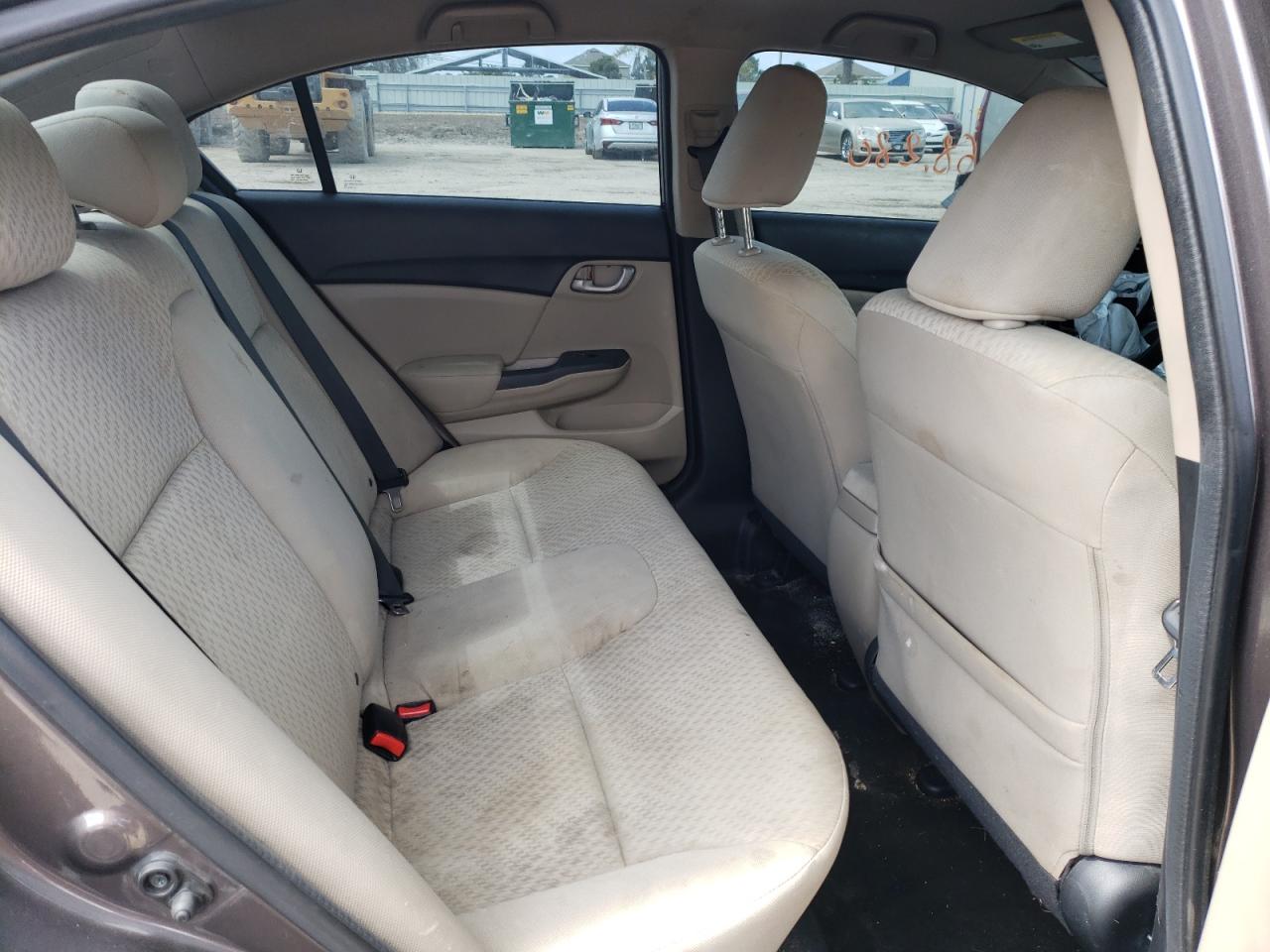 Photo 6 from auction – 2014 HONDA CIVIC LX with VIN 19XFB2F51EE246475