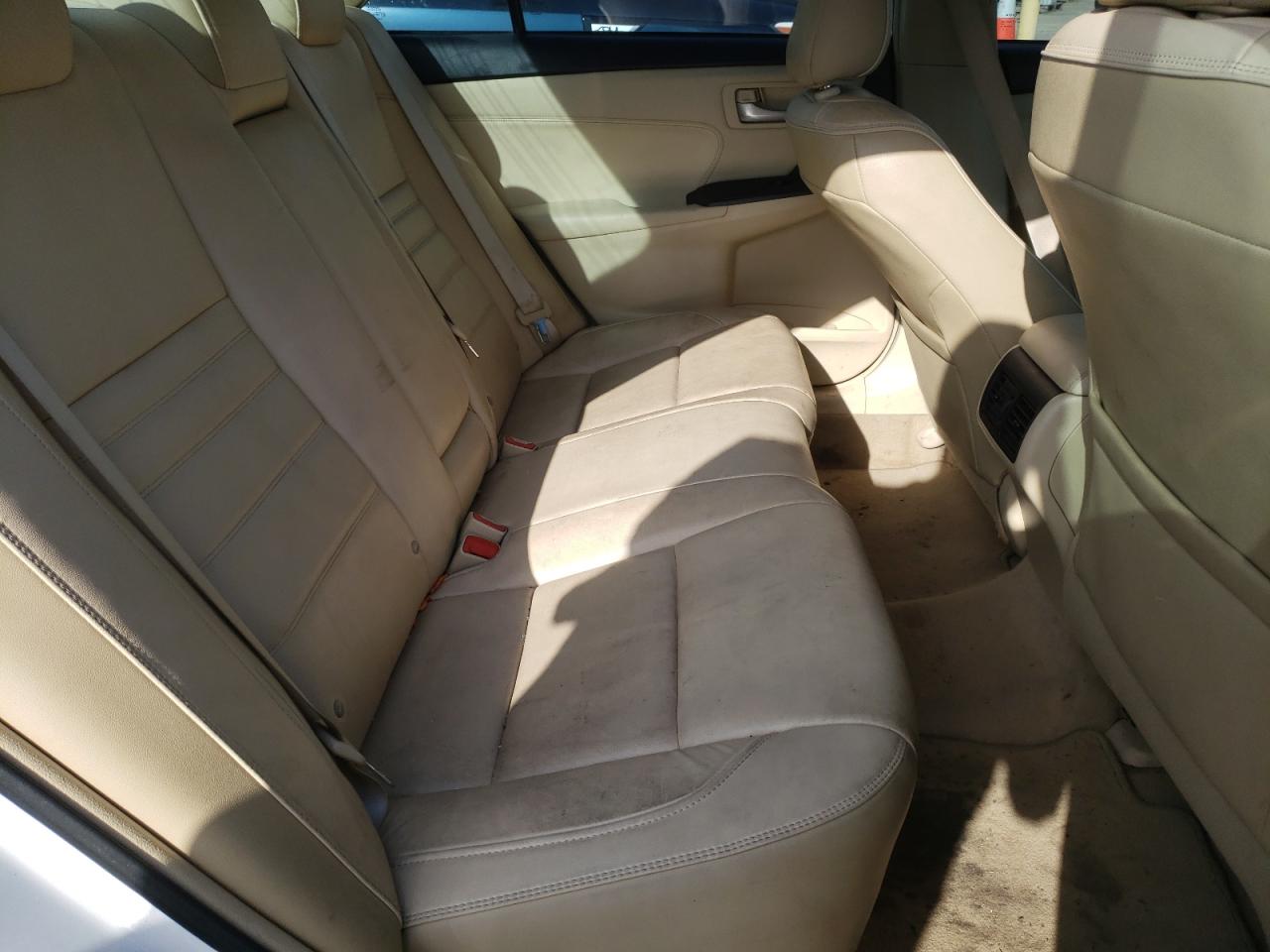 Photo 6 from auction – 2016 TOYOTA CAMARY with VIN 4T4BF1FK5GR565970