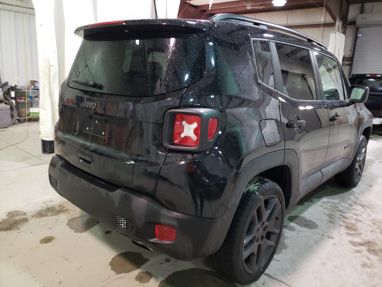 Photo 4 from auction – 2021 JEEP RENEGADE L with VIN ZACNJDBB9MPM48498