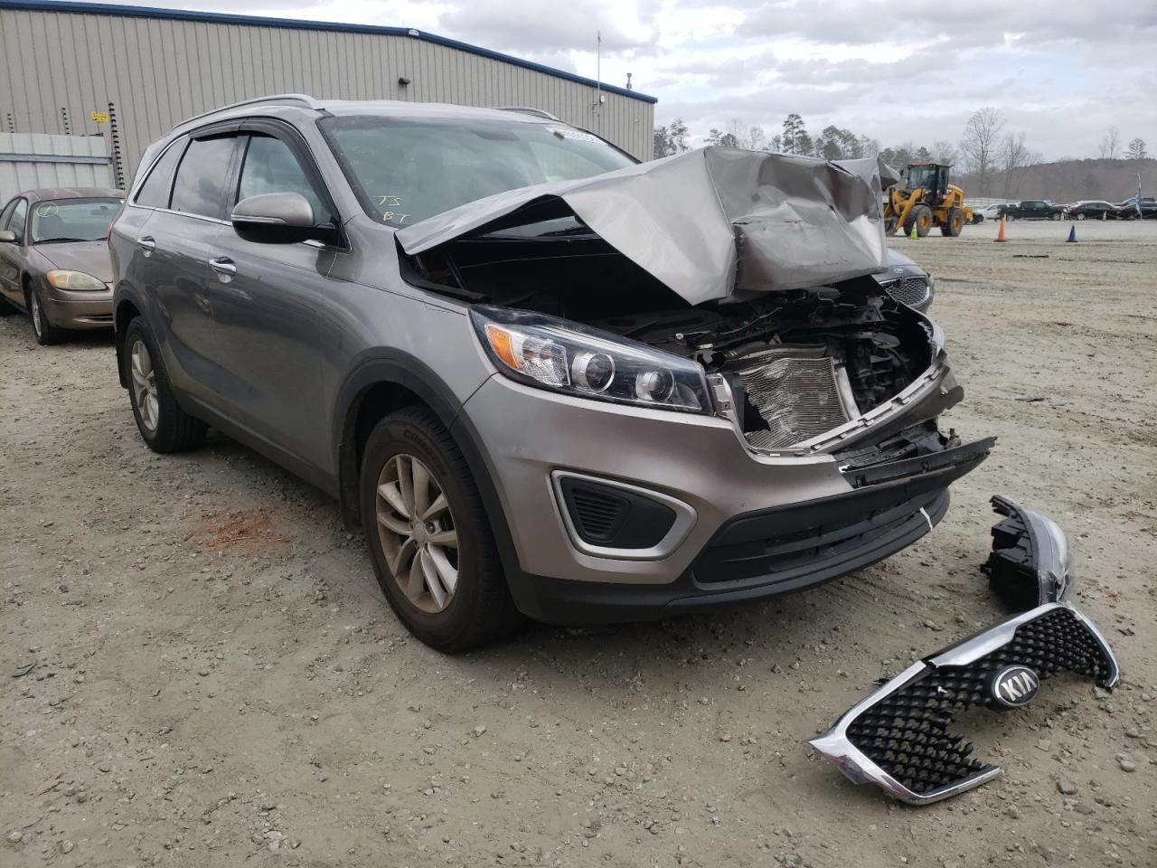 Photo 1 from auction – 2018 KIA SORENTO LX with VIN 5XYPG4A31JG338366