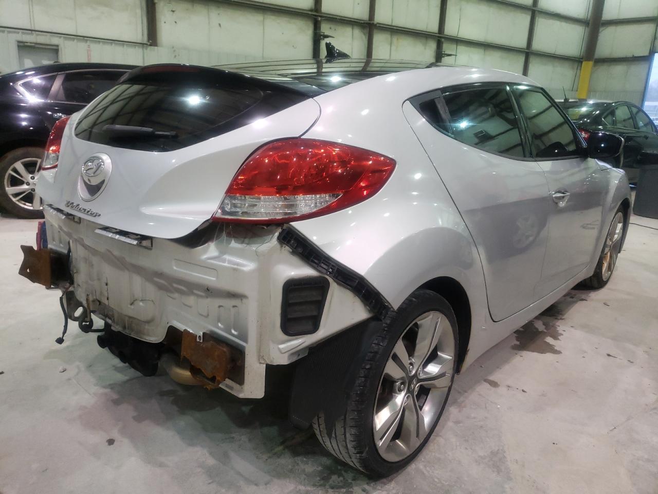 Photo 4 from auction – 2012 HYUNDAI VELOSTER with VIN KMHTC6AD4CU055682