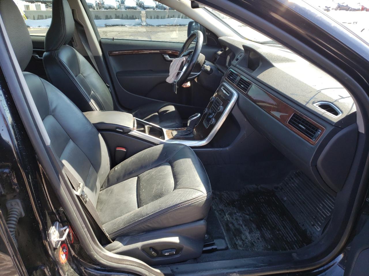 Photo 5 from auction – 2014 VOLVO 164 with VIN YV4902BZ2E1184385