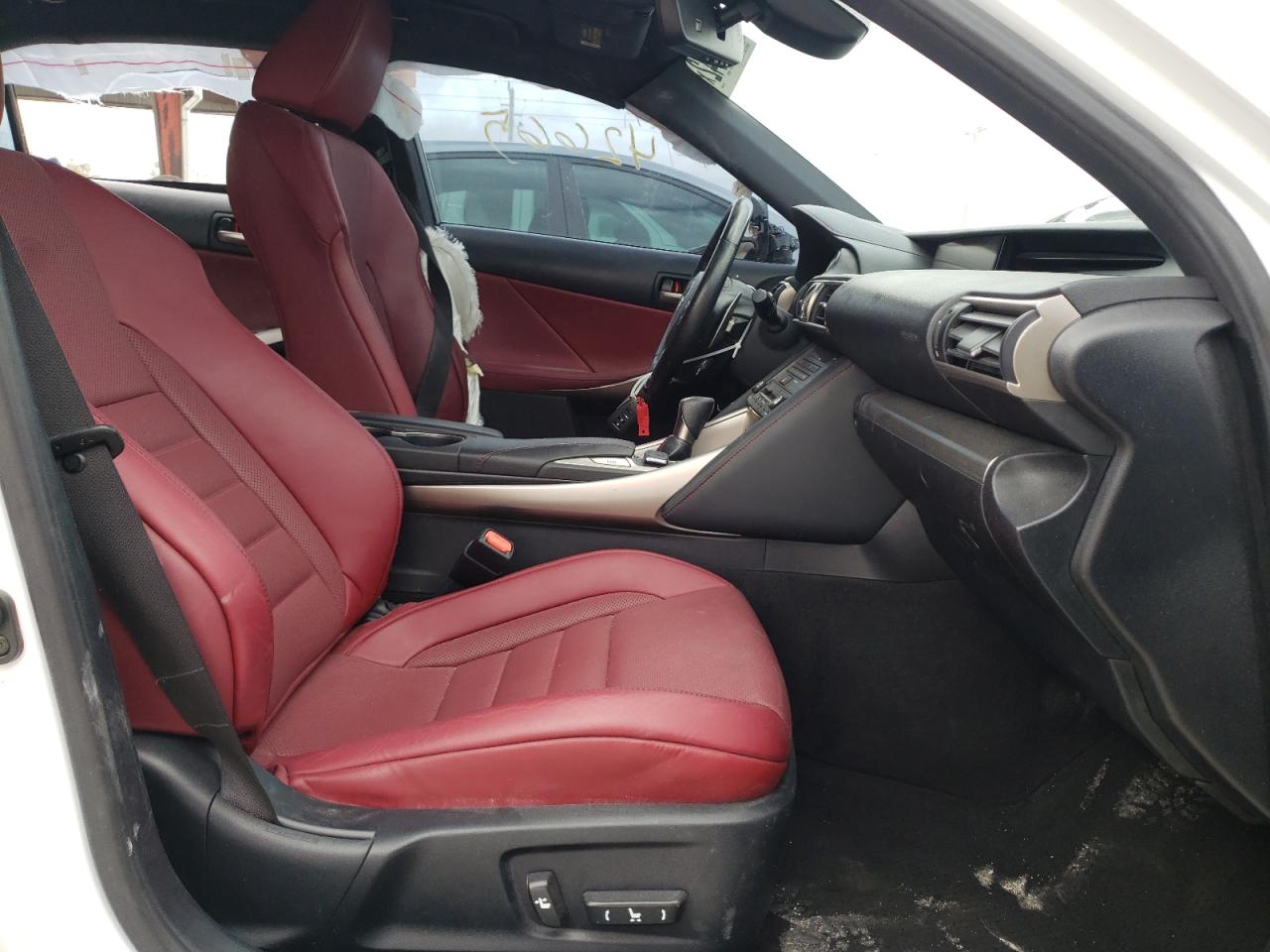 Photo 5 from auction – 2018 LEXUS IS with VIN JTHBA1D25J5080342