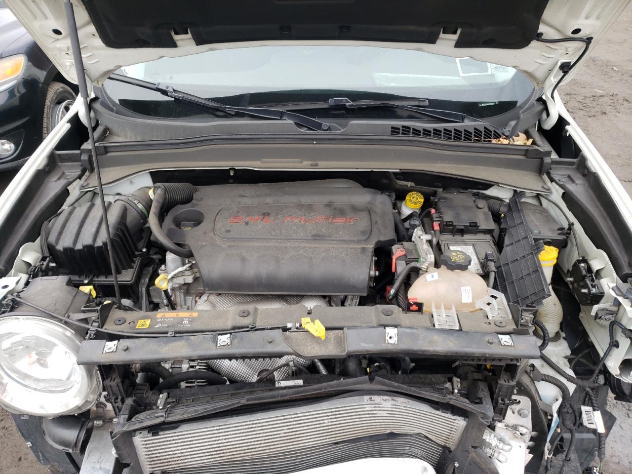 Photo 7 from auction – 2017 JEEP RENEGADE S with VIN ZACCJBAB7HPG25345