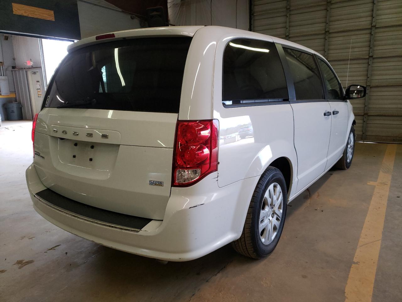 Photo 4 from auction – 2019 DODGE GRAND CARA with VIN 2C4RDGBG2KR624048