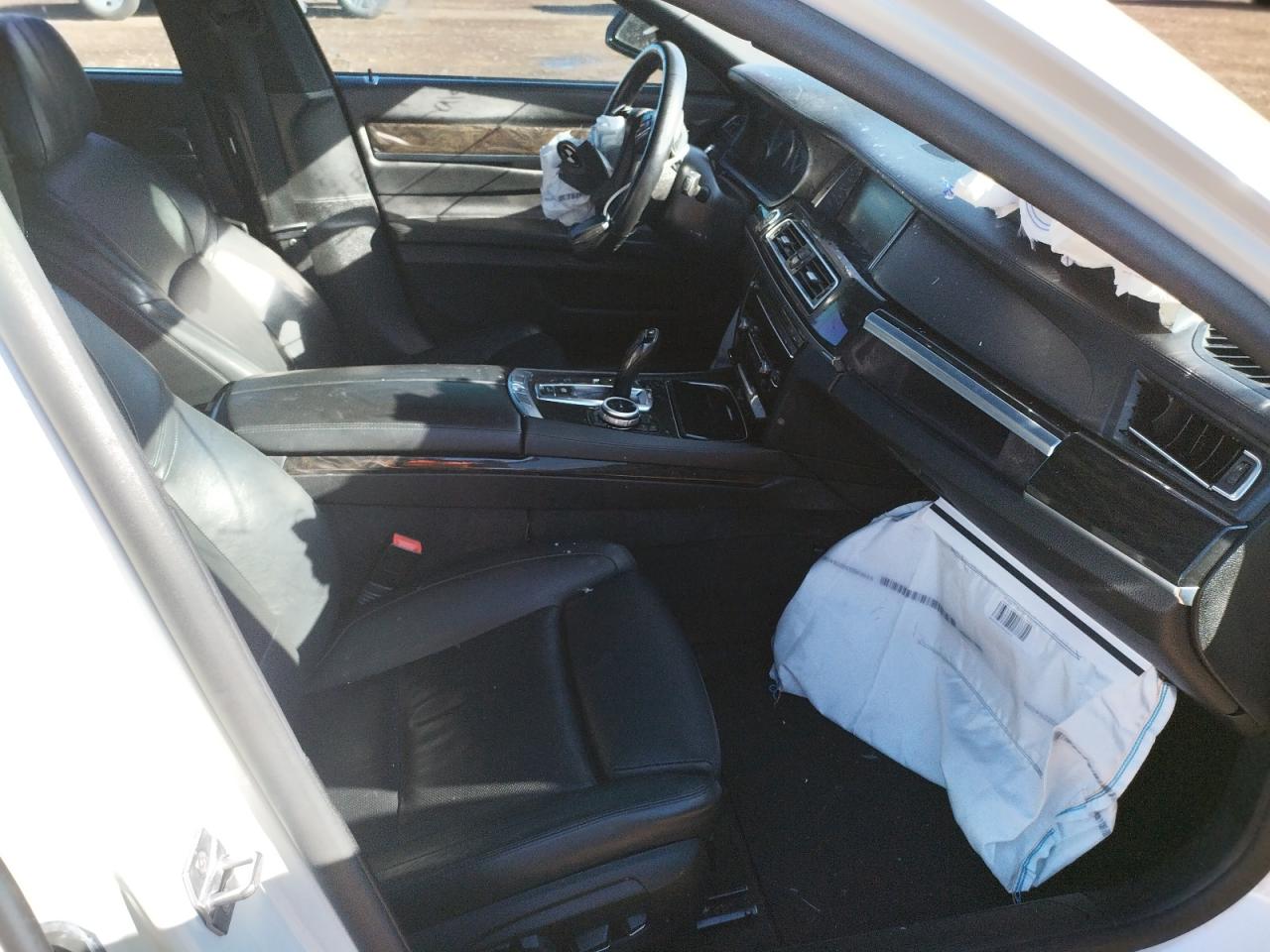 Photo 5 from auction – 2013 BMW 750 LI with VIN WBAYE8C59DD133426